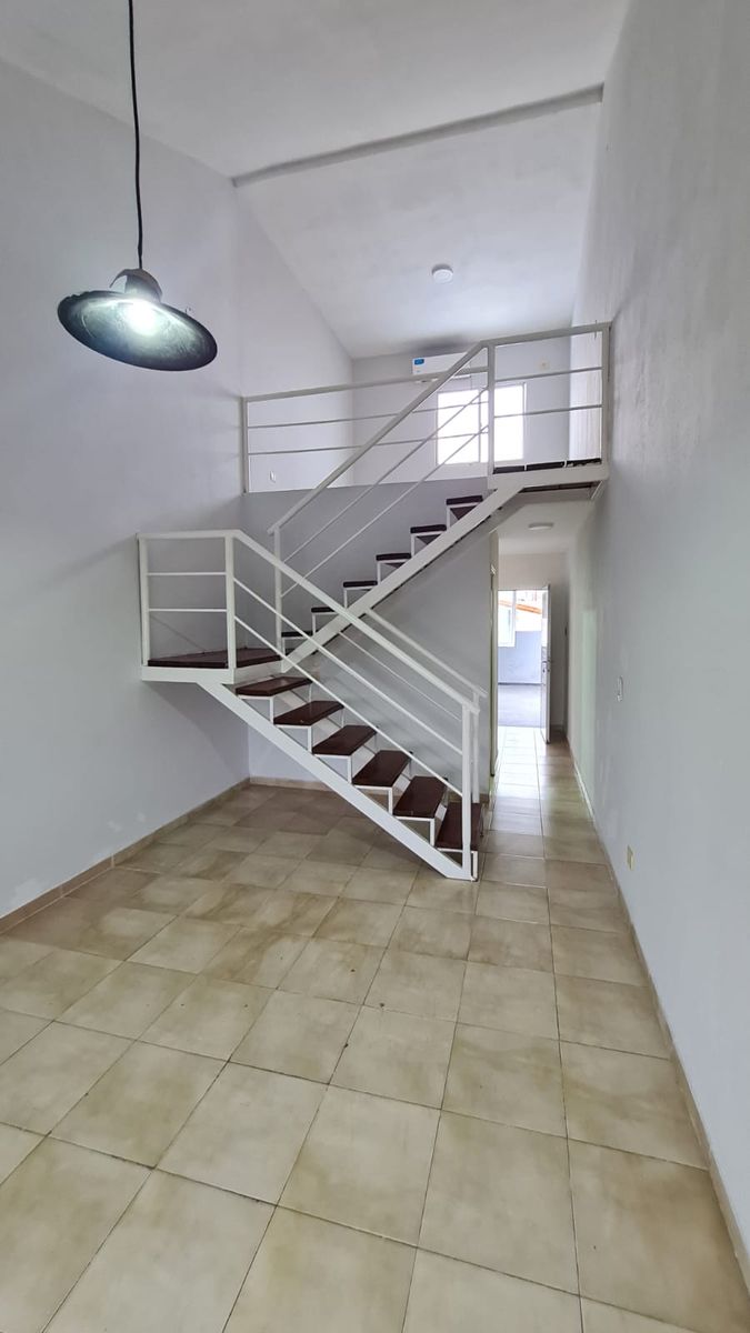 Cervantes 2168 Villa Luzuriaga · La Matanza — foto 5