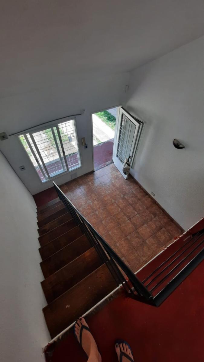 ALVAREZ JONTE 300 · La Matanza — foto 8