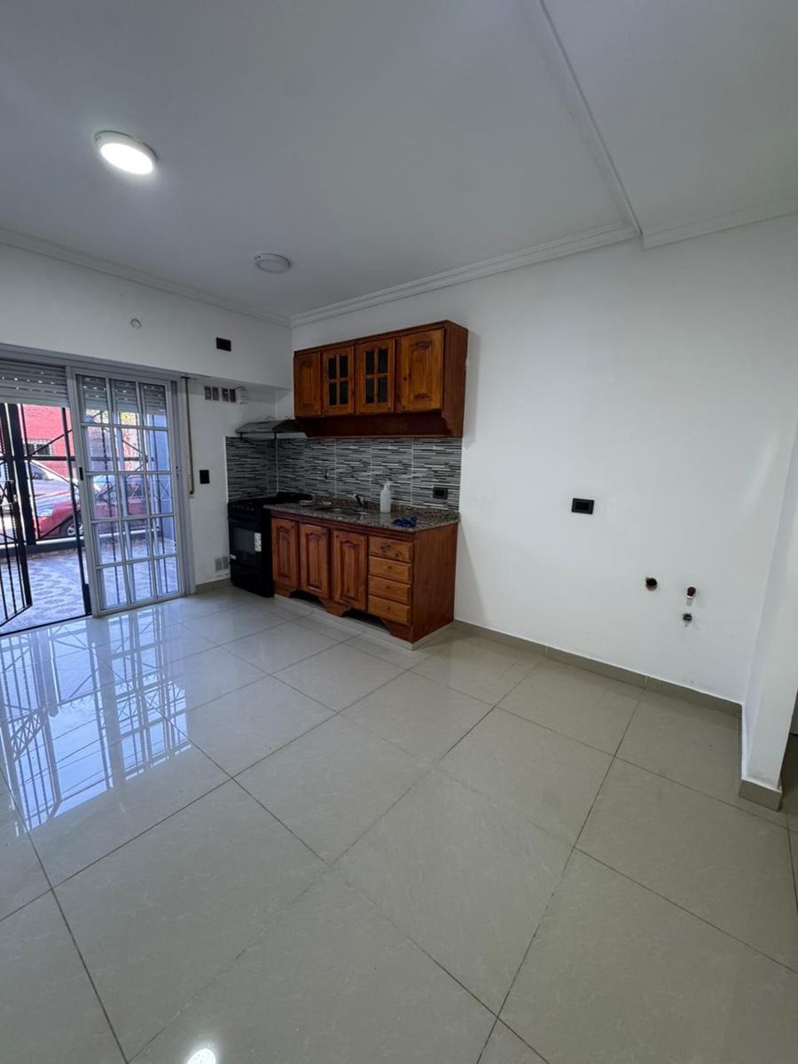 AGUERO 800 · La Matanza — foto 4
