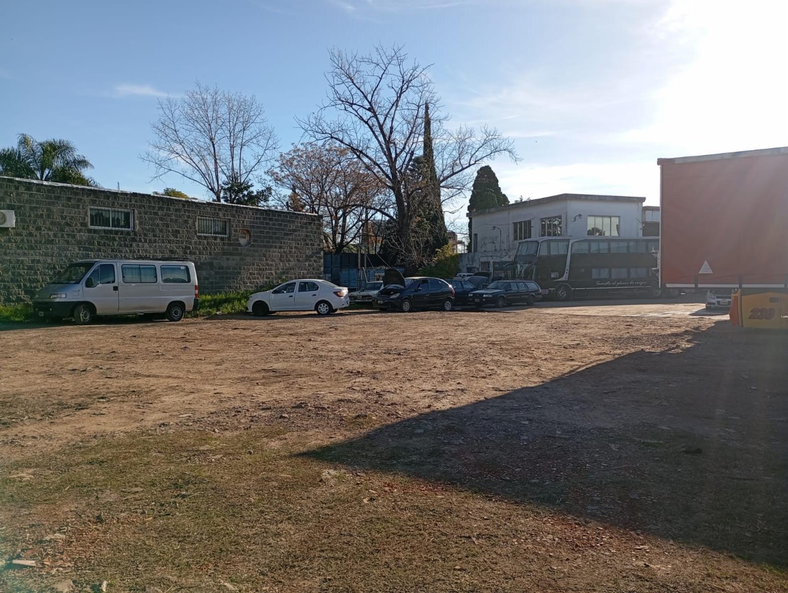 Av. Rivadavia 23000 · Ituzaingó — foto 11