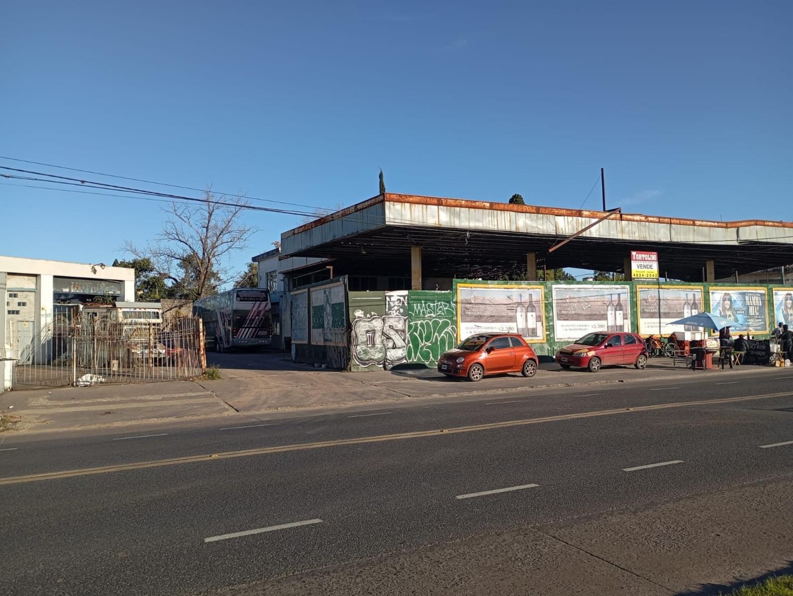 Av. Rivadavia 23000 · Ituzaingó — foto 3