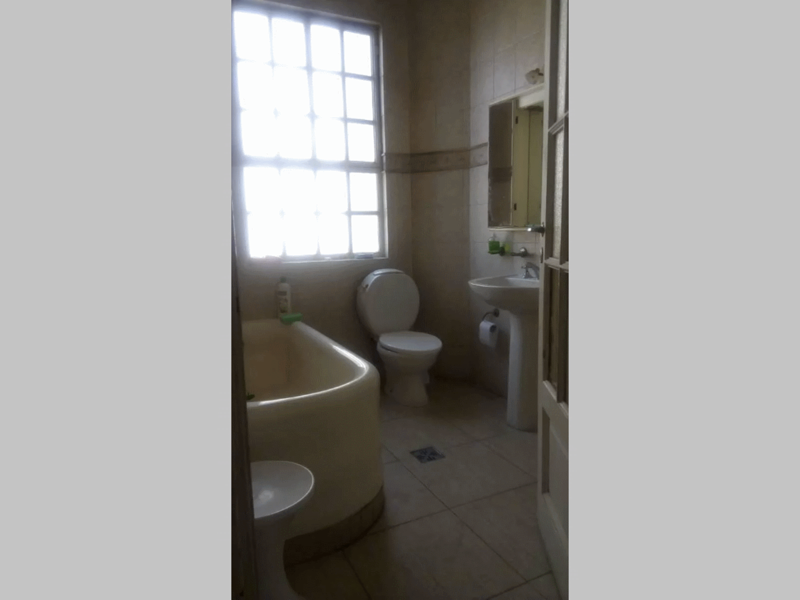 Hipólito Yrigoyen 2700 · Once — foto 5