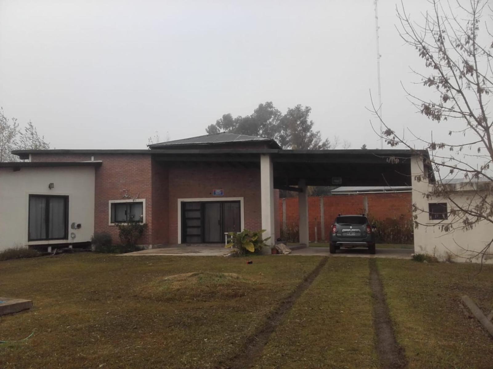 CASA CON JARDIN Y PILETA EN FRANCISCO ALVAREZ