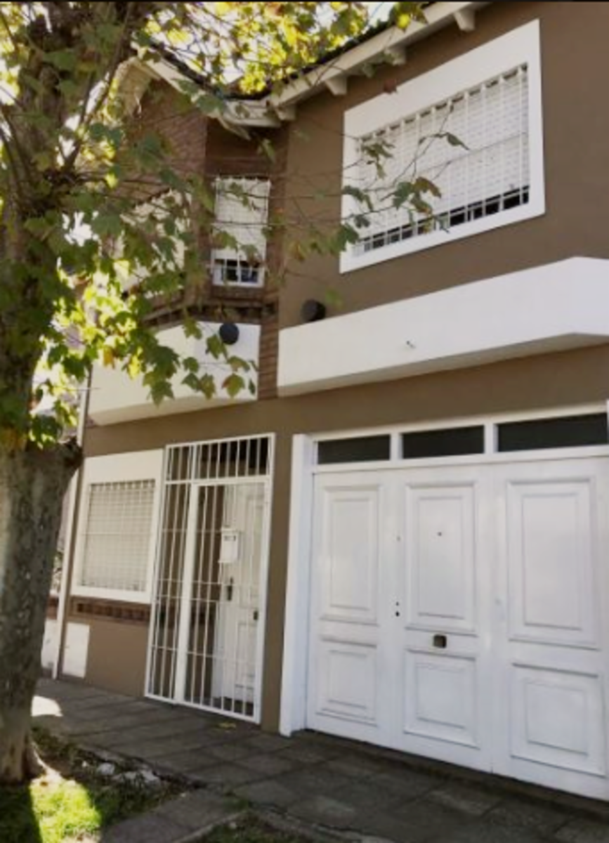 DUPLE 3 AMBIENTES - HAEDO SUR