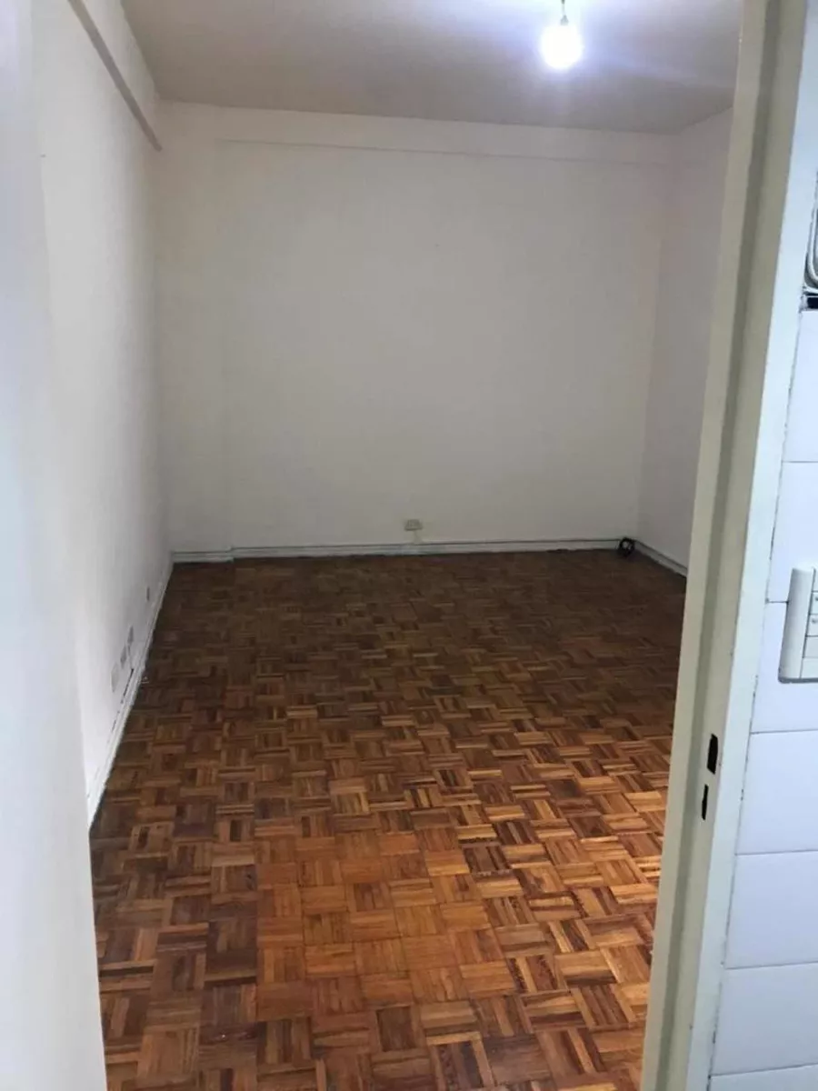 Crisologo Larralde 874 · Morón — foto 5
