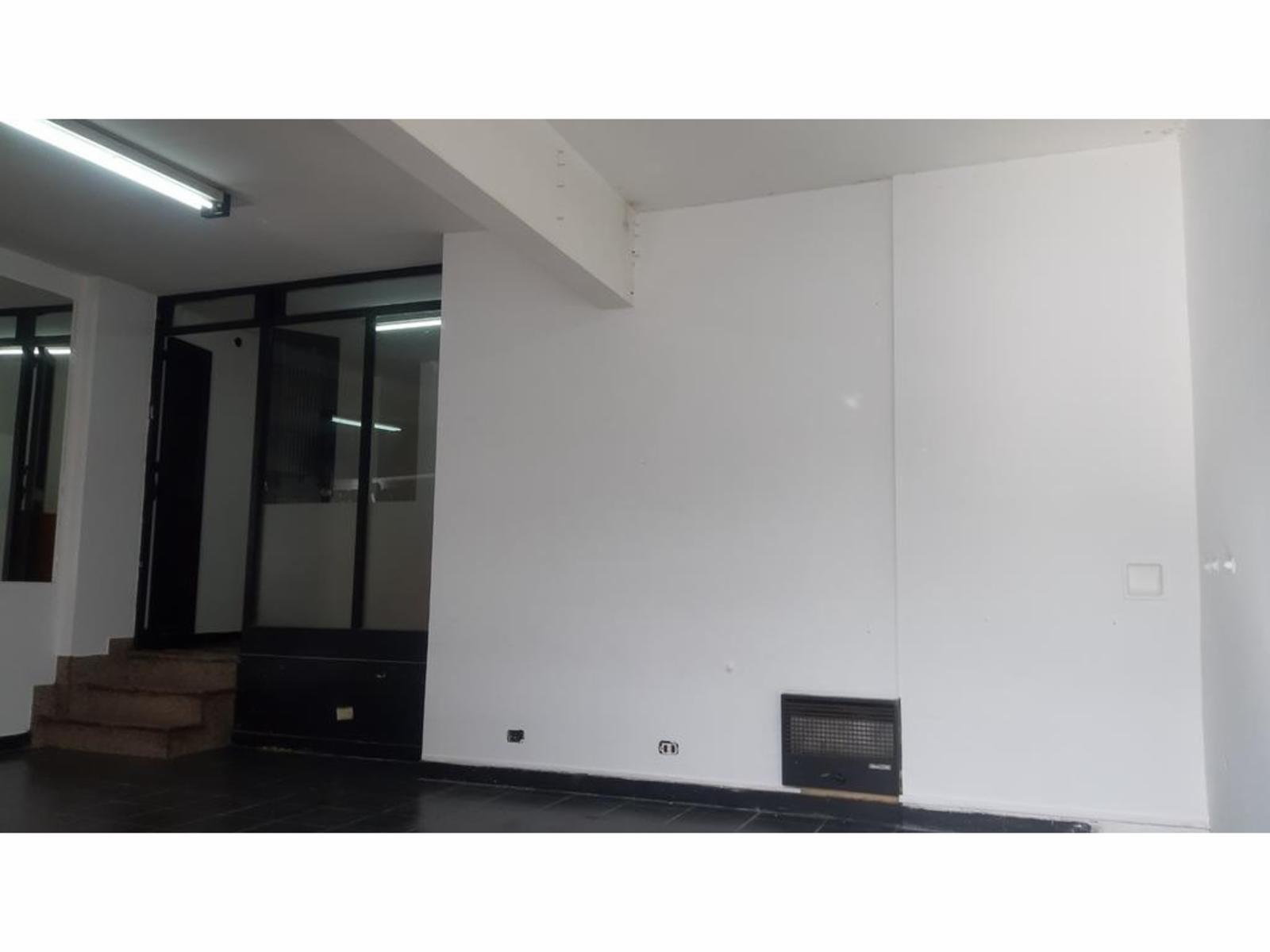 Avenida Rivadavia 10792 · Villa Luro — foto 4