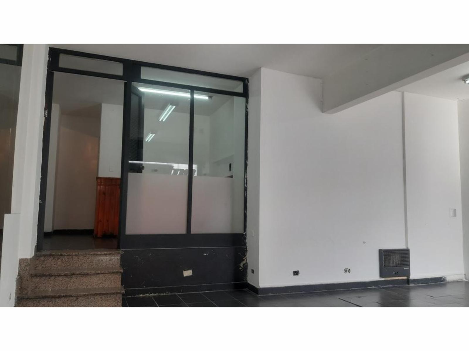 Avenida Rivadavia 10792 · Villa Luro — foto 5