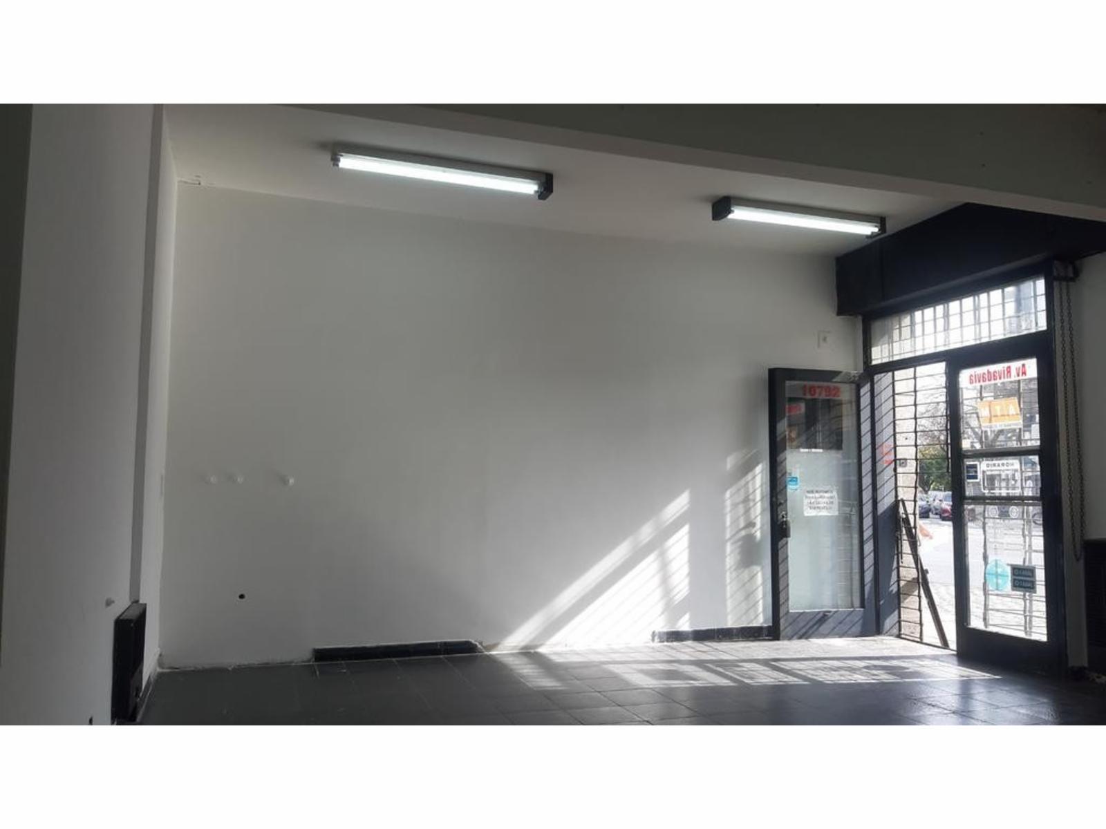 Avenida Rivadavia 10792 · Villa Luro — foto 6