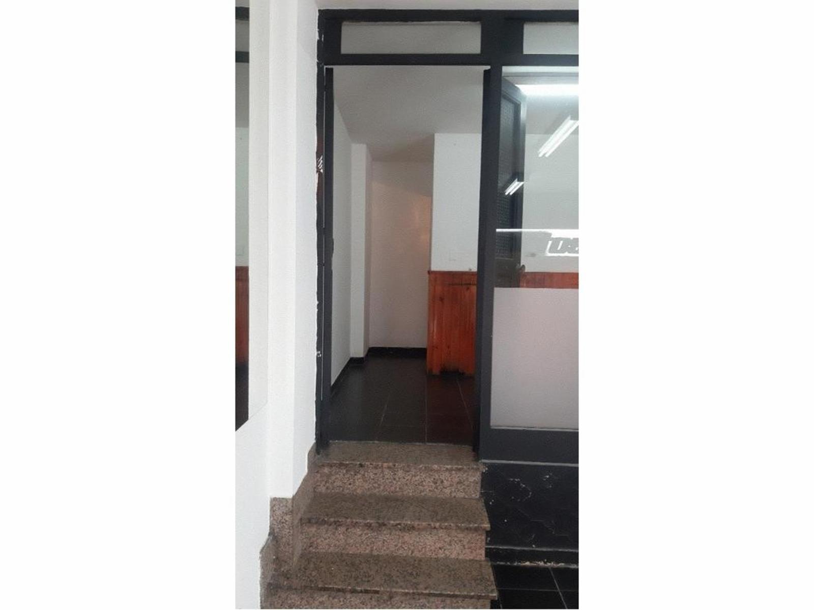 Avenida Rivadavia 10792 · Villa Luro — foto 8