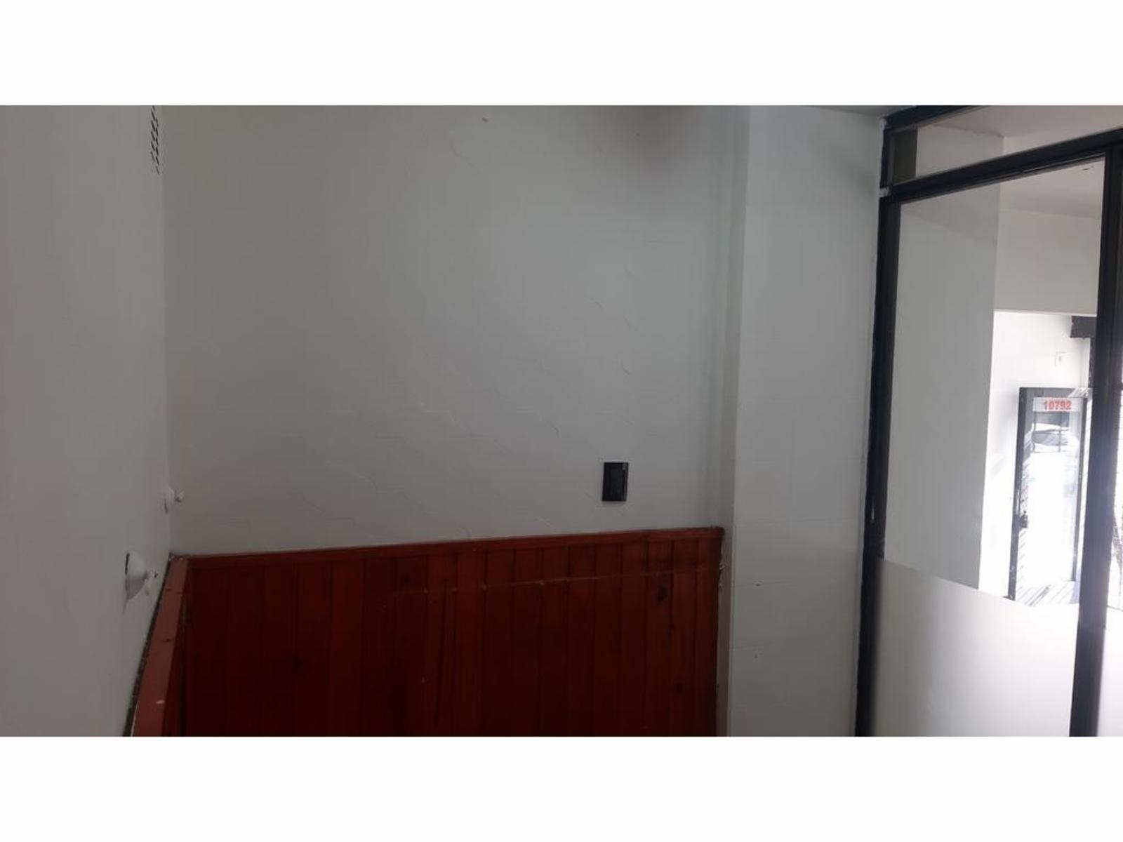 Avenida Rivadavia 10792 · Villa Luro — foto 9