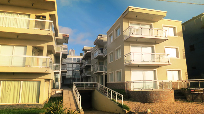 DEPARTAMENTO FRENTE AL MAR