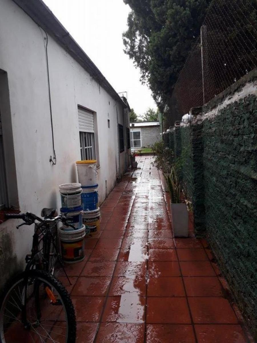 sarmiento 600 · Esteban Echeverría — foto 13