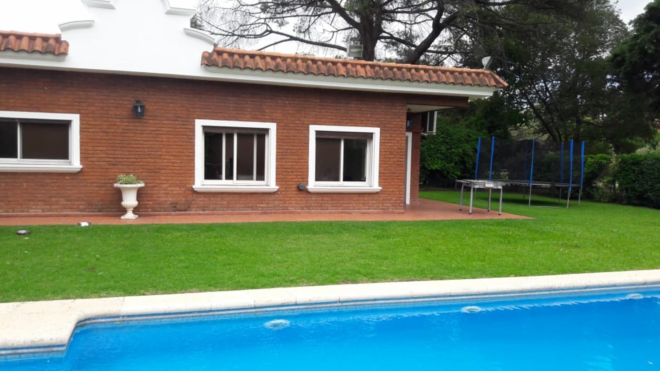 BARRIO PRIVADO "EL RESUELLO" · Moreno — foto 18