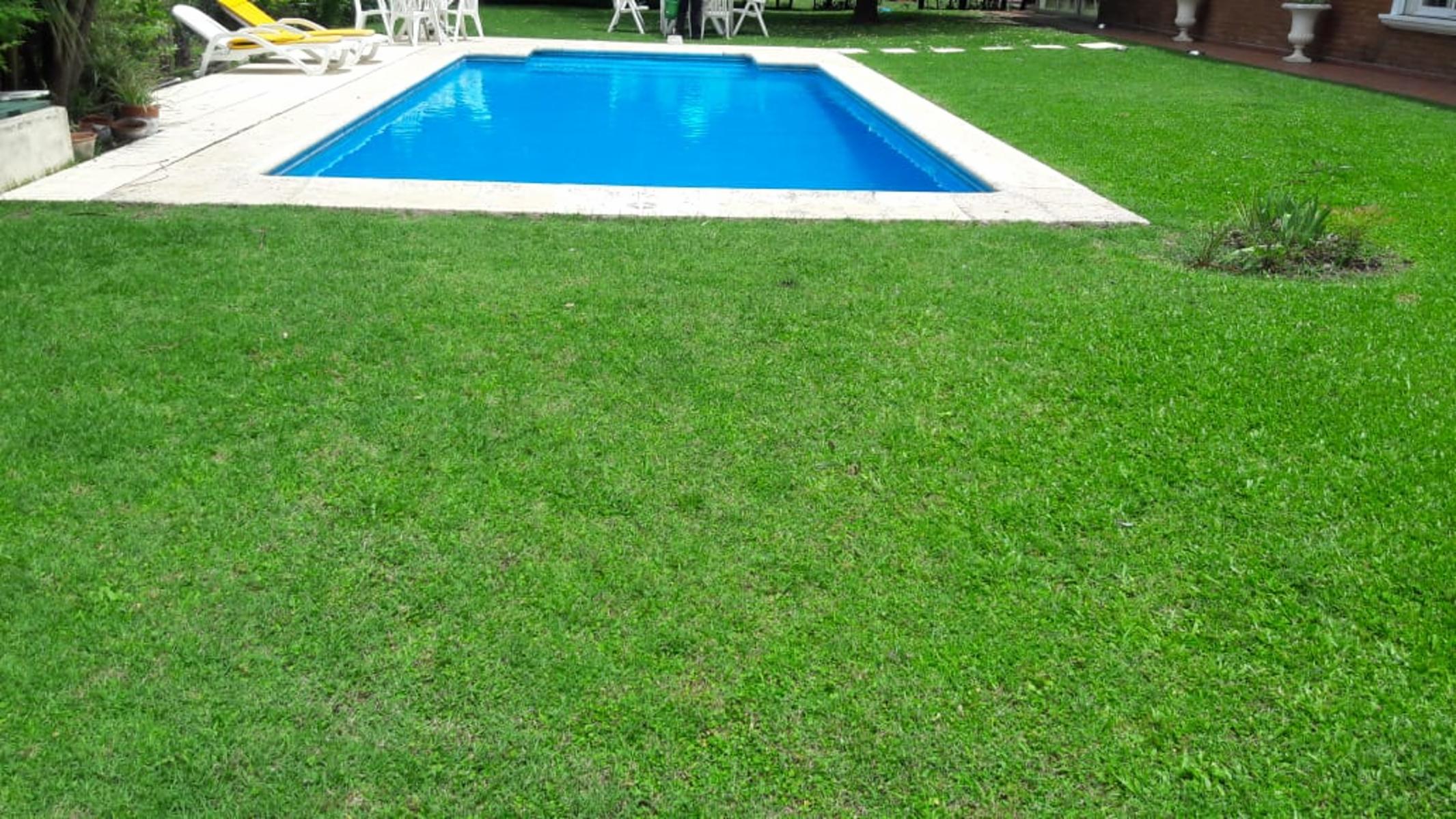 BARRIO PRIVADO "EL RESUELLO" · Moreno — foto 10