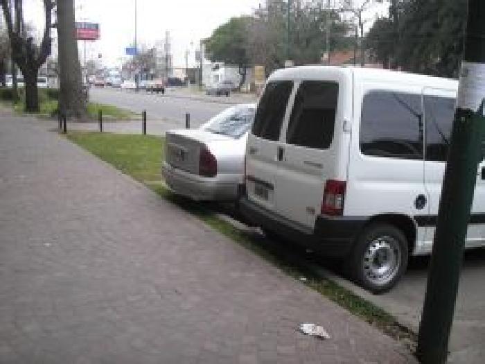 Hipolito Yrigoyen al 12000 · Lomas De Zamora — foto 9