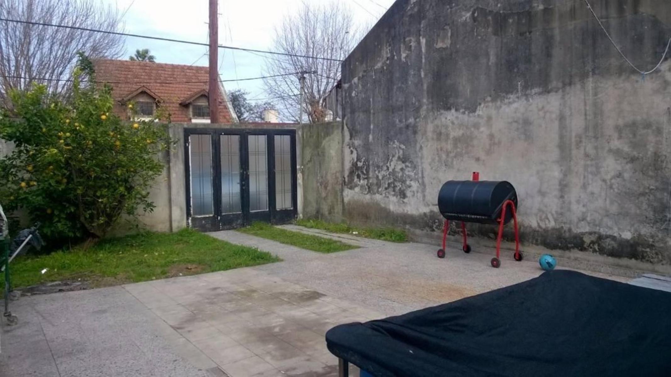 Pintos 400 · Lomas De Zamora — foto 3