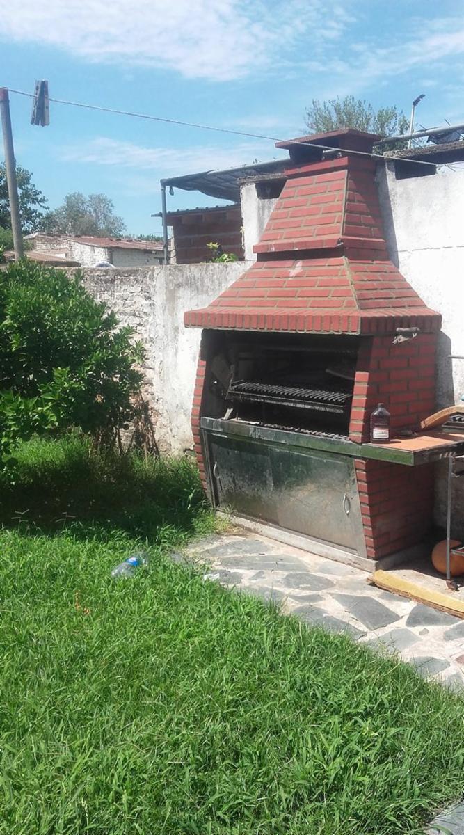 RECONQUISTA 1400 · Merlo — foto 5