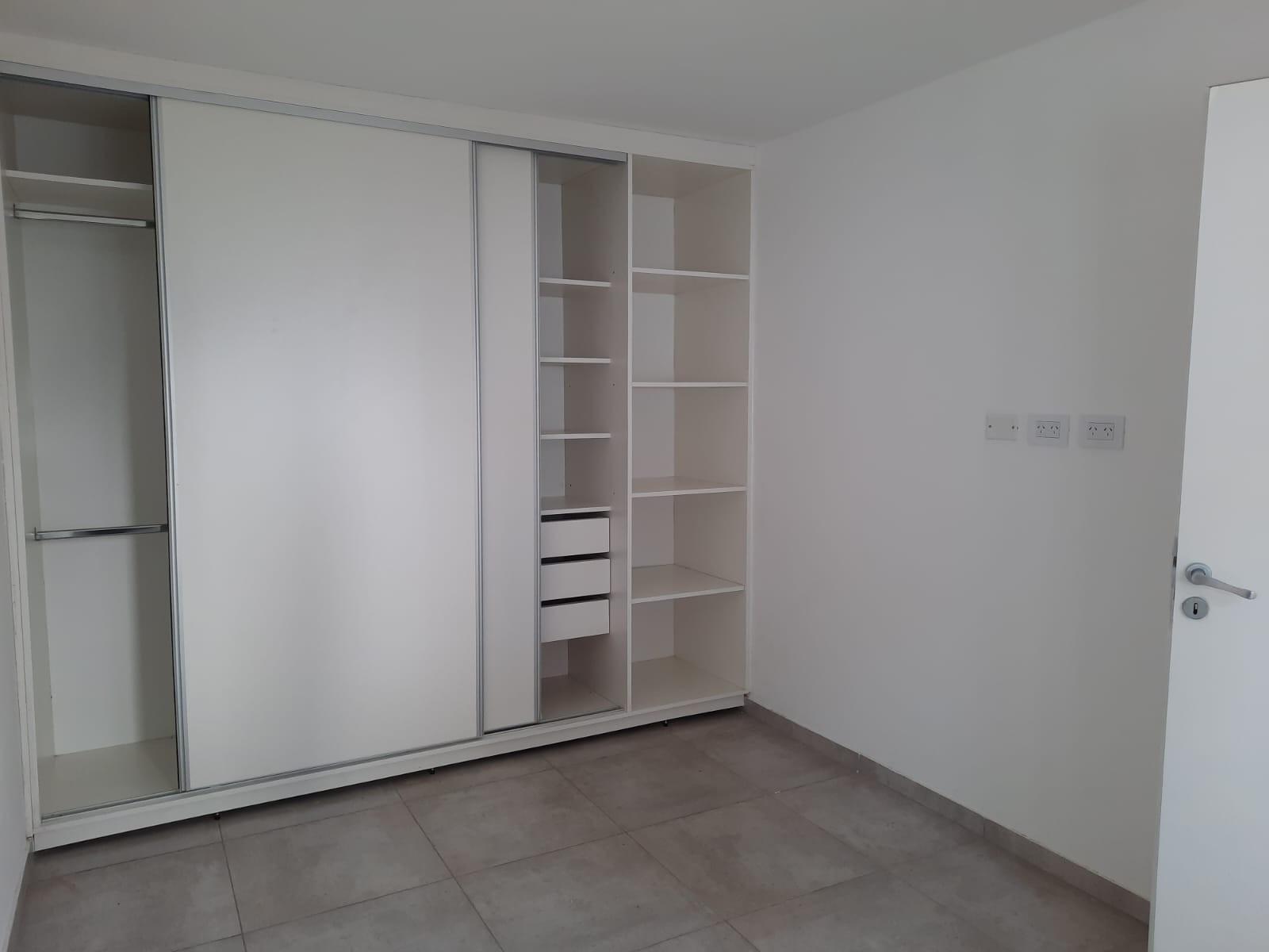 Sta.juana De Arco 4300 · Tres De Febrero — foto 4