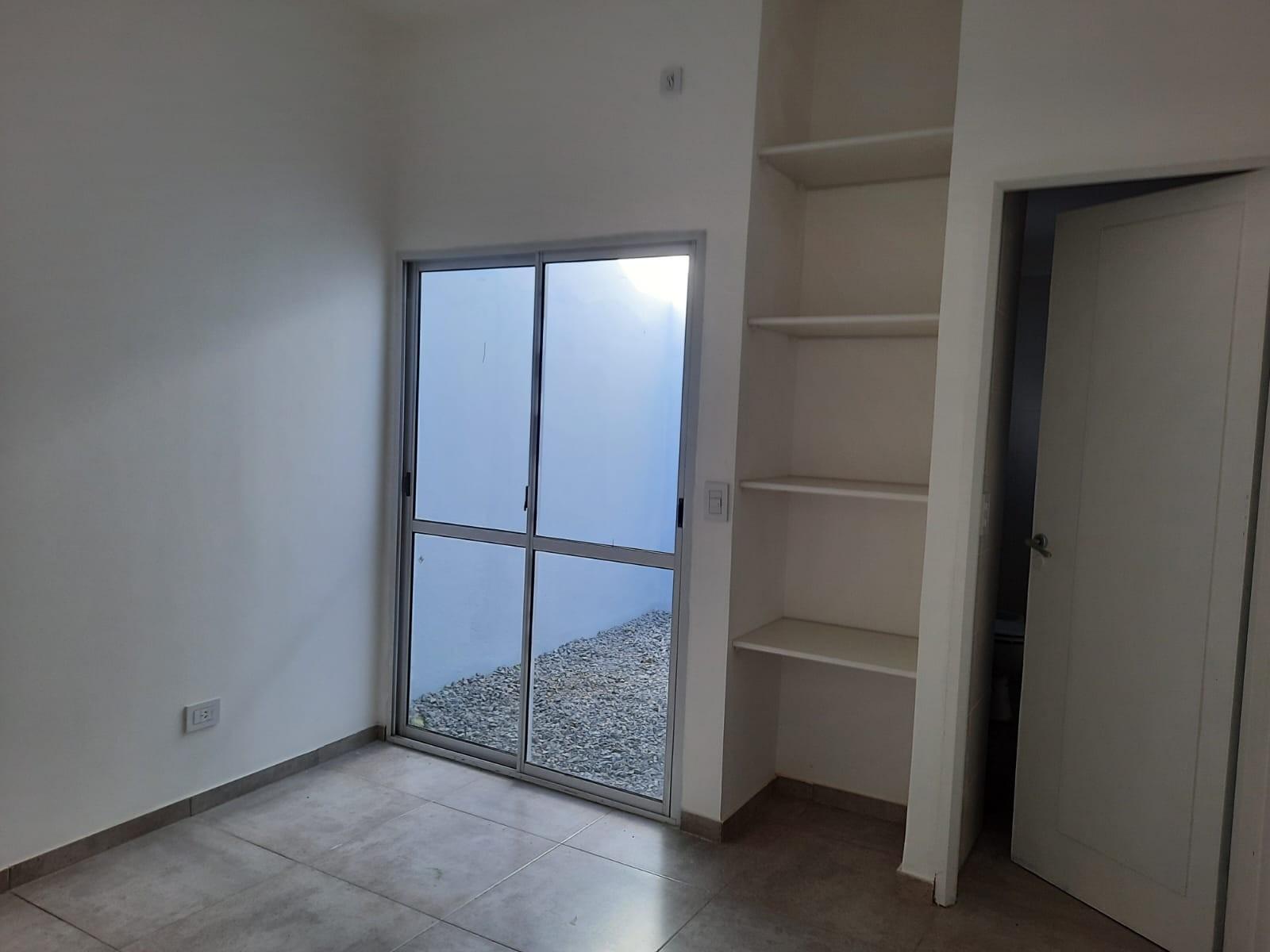 Sta.juana De Arco 4300 · Tres De Febrero — foto 9