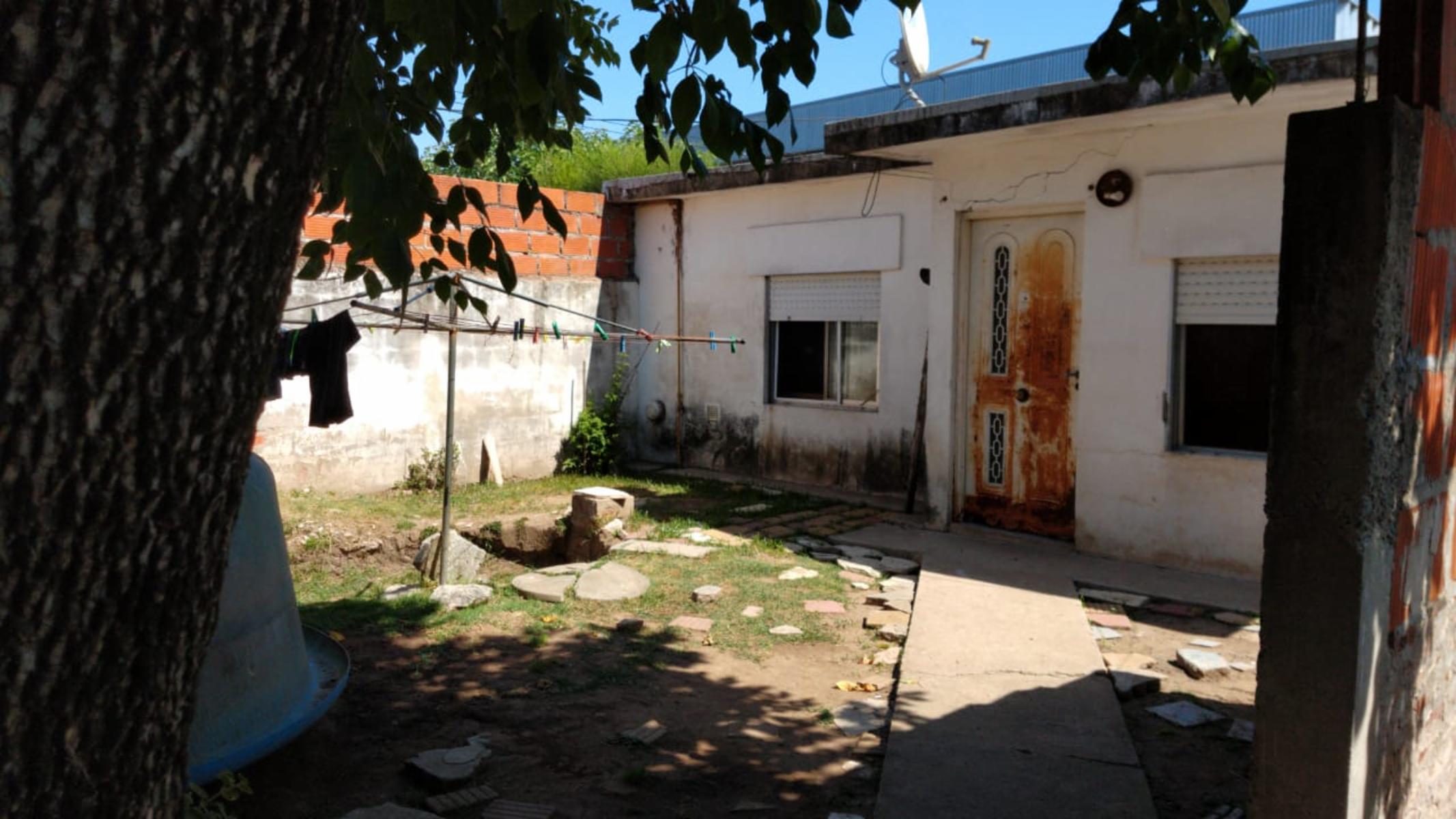 ARIAS 1300 · Escobar — foto 4