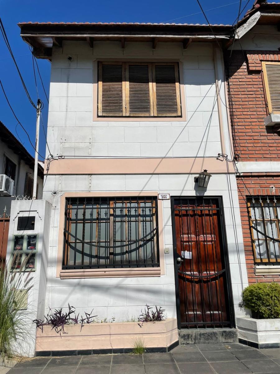 DUPLEX DE 2 AMBIENTES EN DOS PLANTAS AL FRENTE CON PATIO. VILLA LUZURIAGA. APTO CREDITO