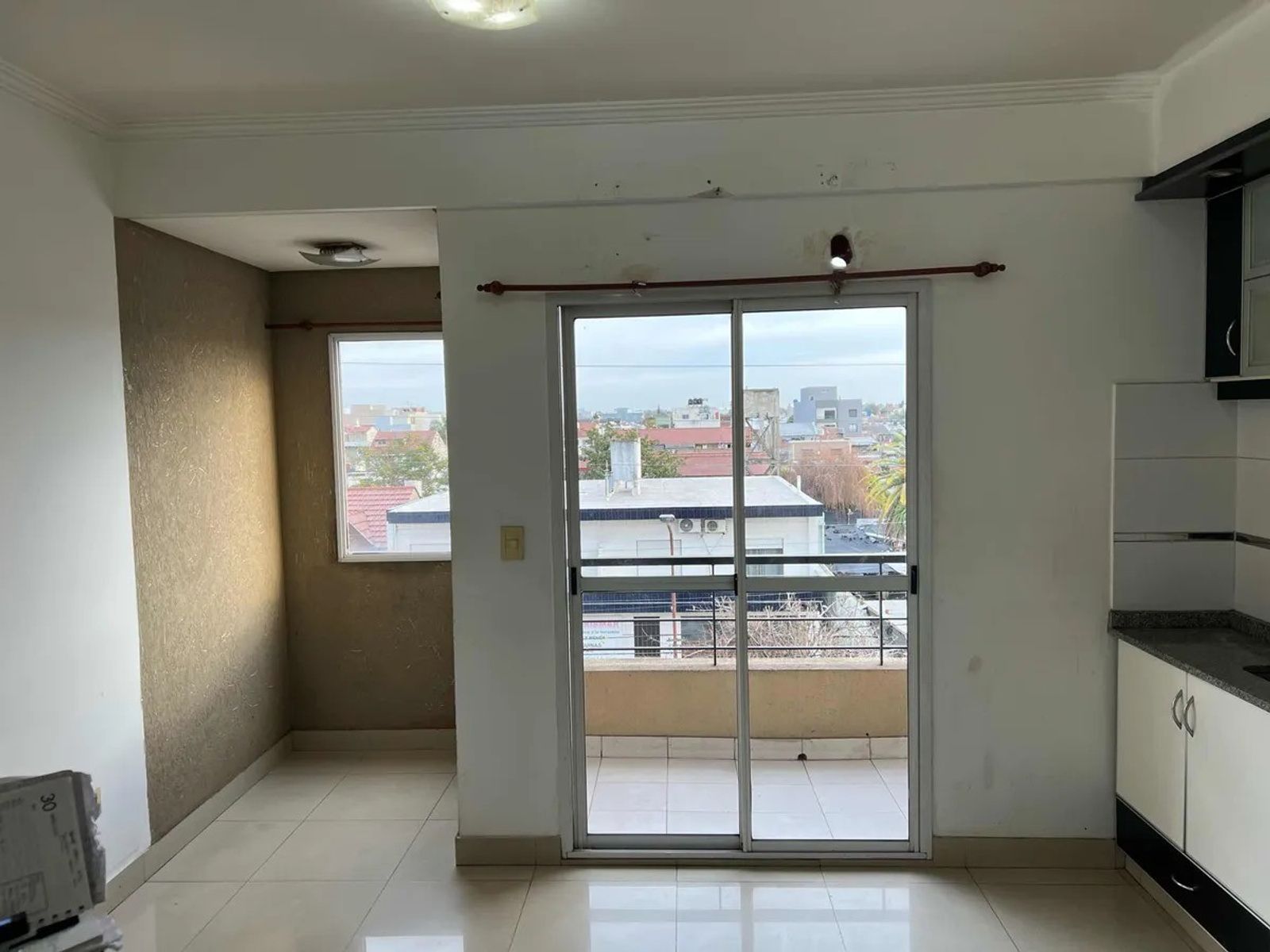 Venta departamento 3 ambientes con doble balcon y dos cocheras VILLA LUZURIAGA