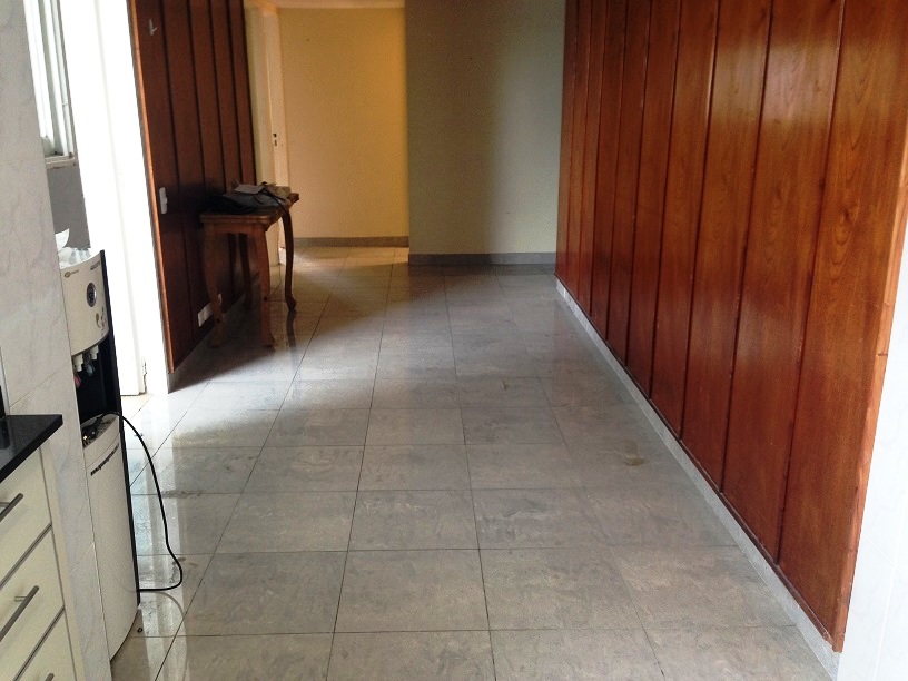 Av. Carabobo al 400 · Flores — foto 8