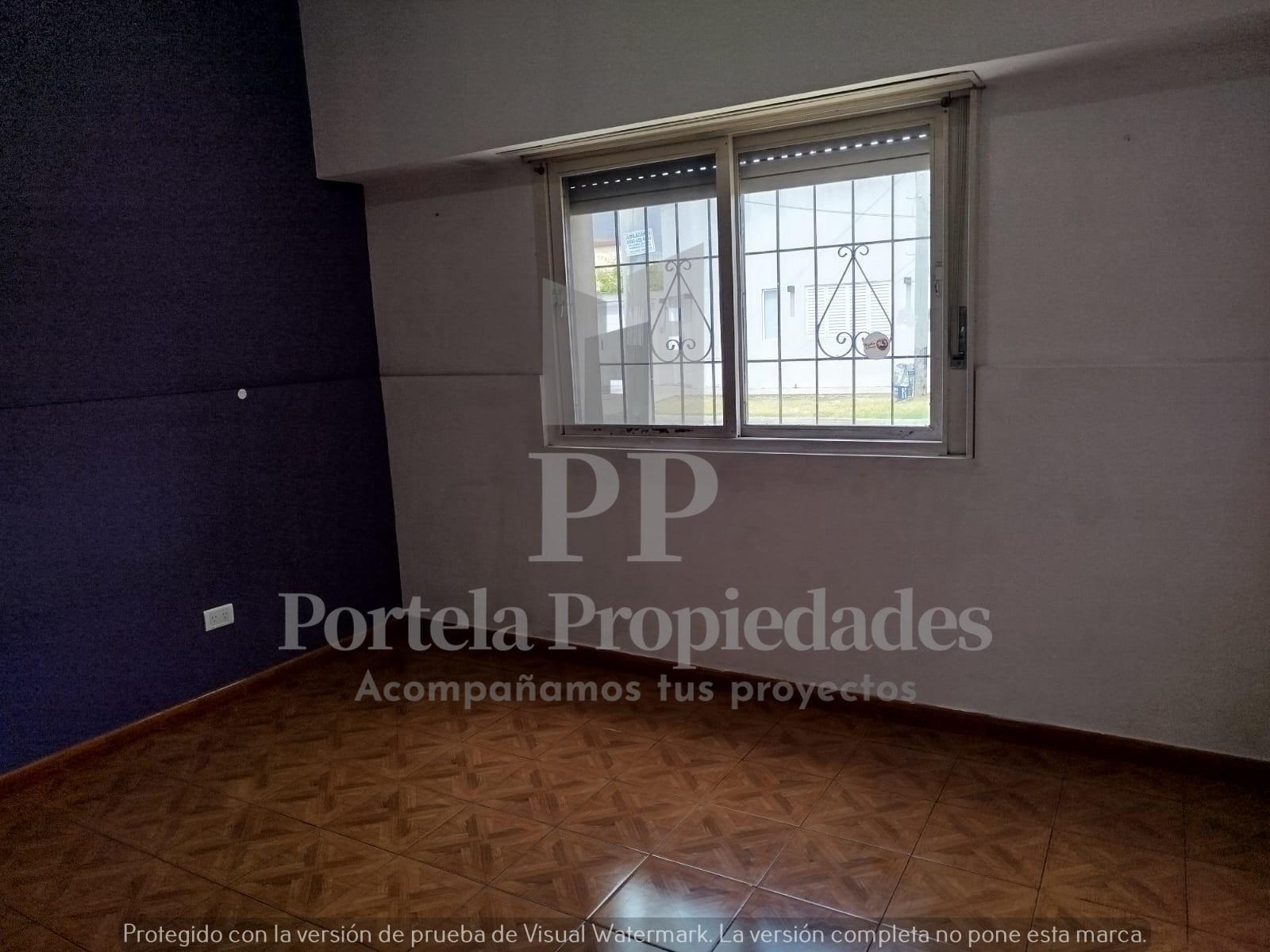 CARLOS CASARES 2405 · Morón — foto 15