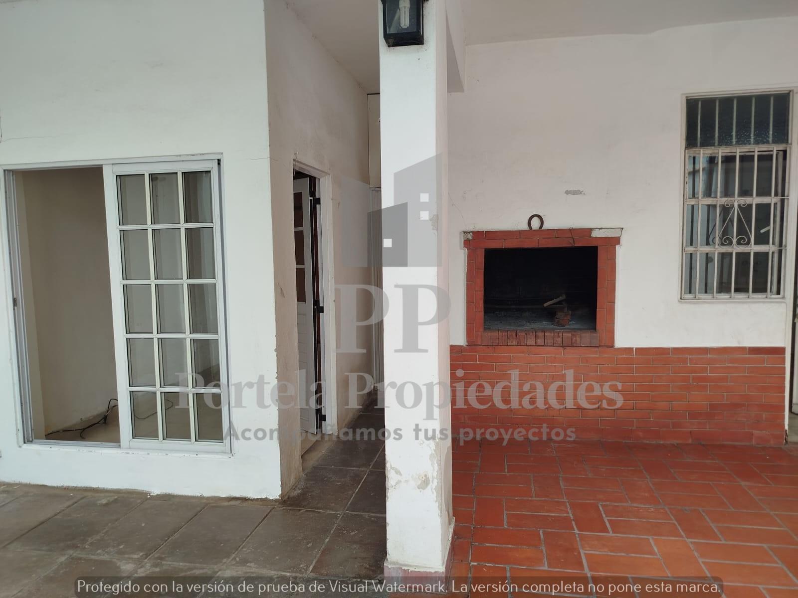 CARLOS CASARES 2405 · Morón — foto 19