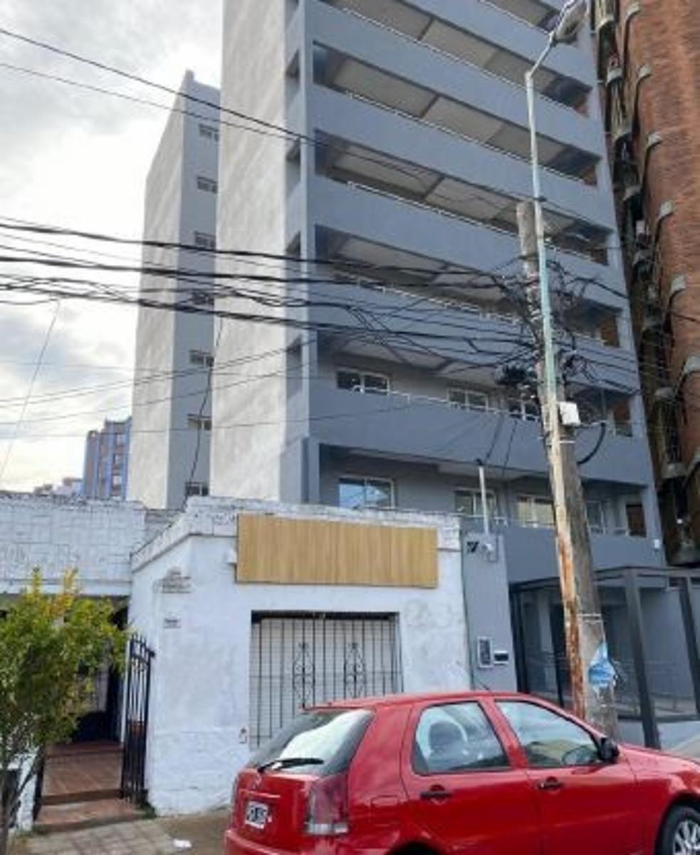 Domingo Faustino Sarmiento 1100 · Morón — foto 3