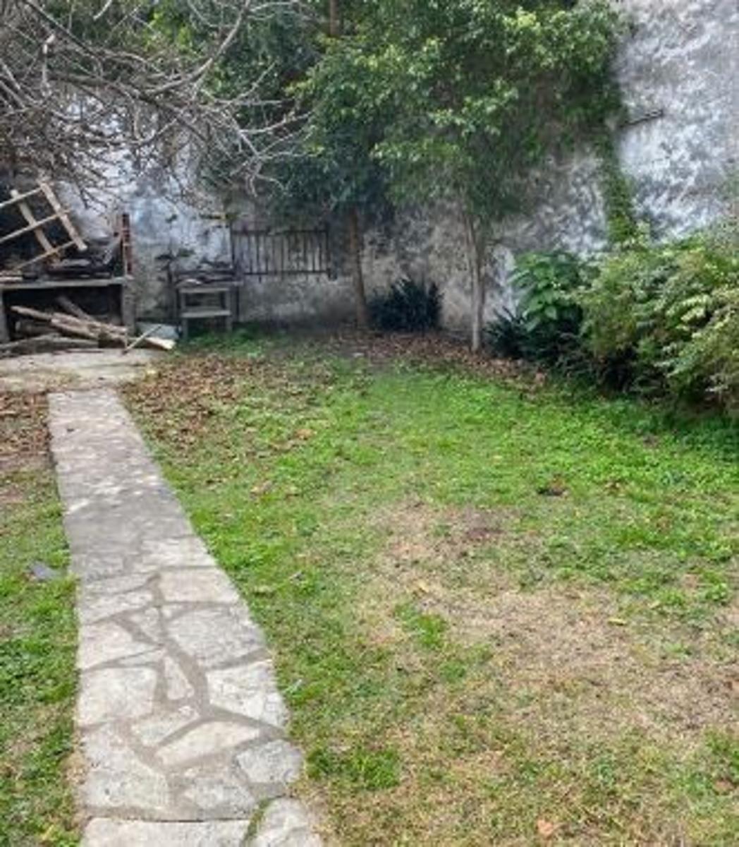 Domingo Faustino Sarmiento 1100 · Morón — foto 4