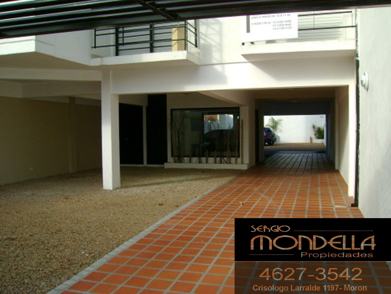 Fraternidad 700 · Morón — foto 5