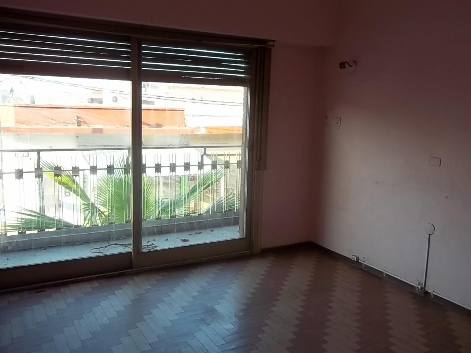 ARIETA 5600 · La Matanza — foto 4