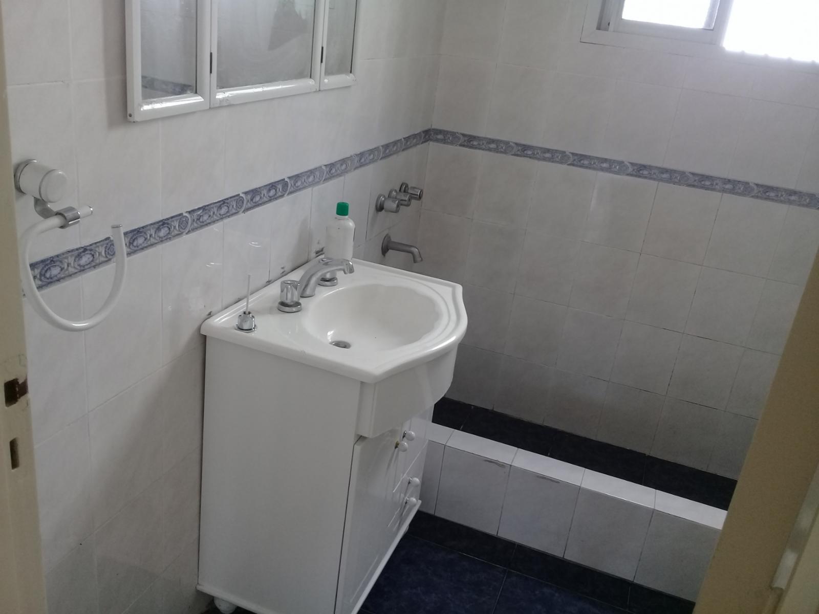 AV MARQUEZ  2541 · San Martín — foto 4