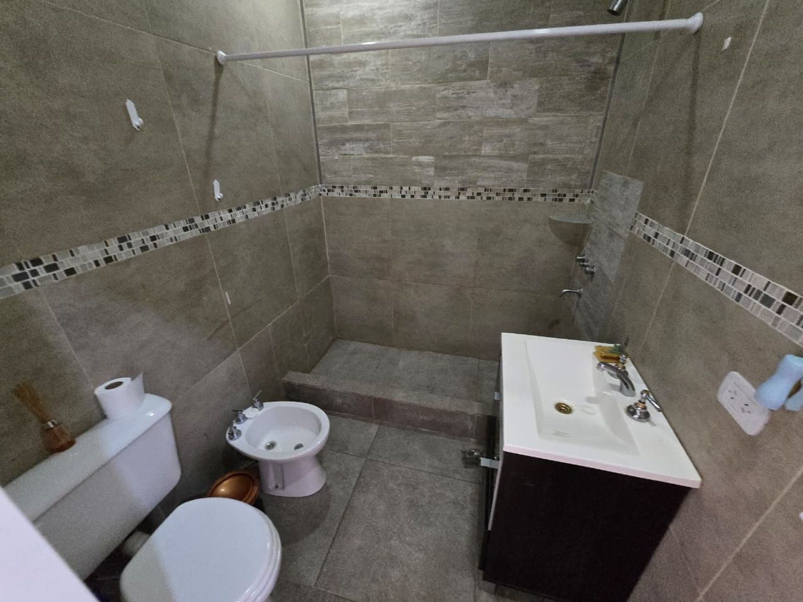 JORGE MILES 746 · Esteban Echeverría — foto 19