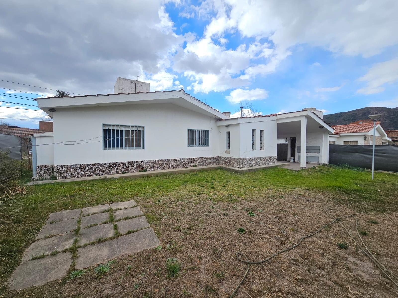 tirana 160 villa carlos paz · Punilla — foto 6
