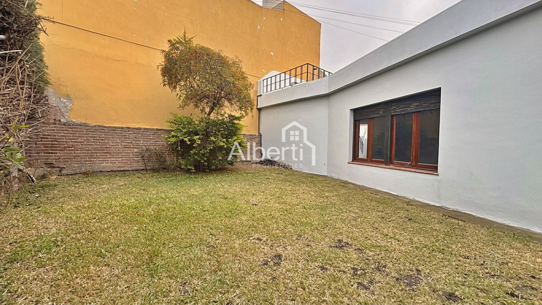 Ana Elena de Guerrieri 955 · Morón — foto 24