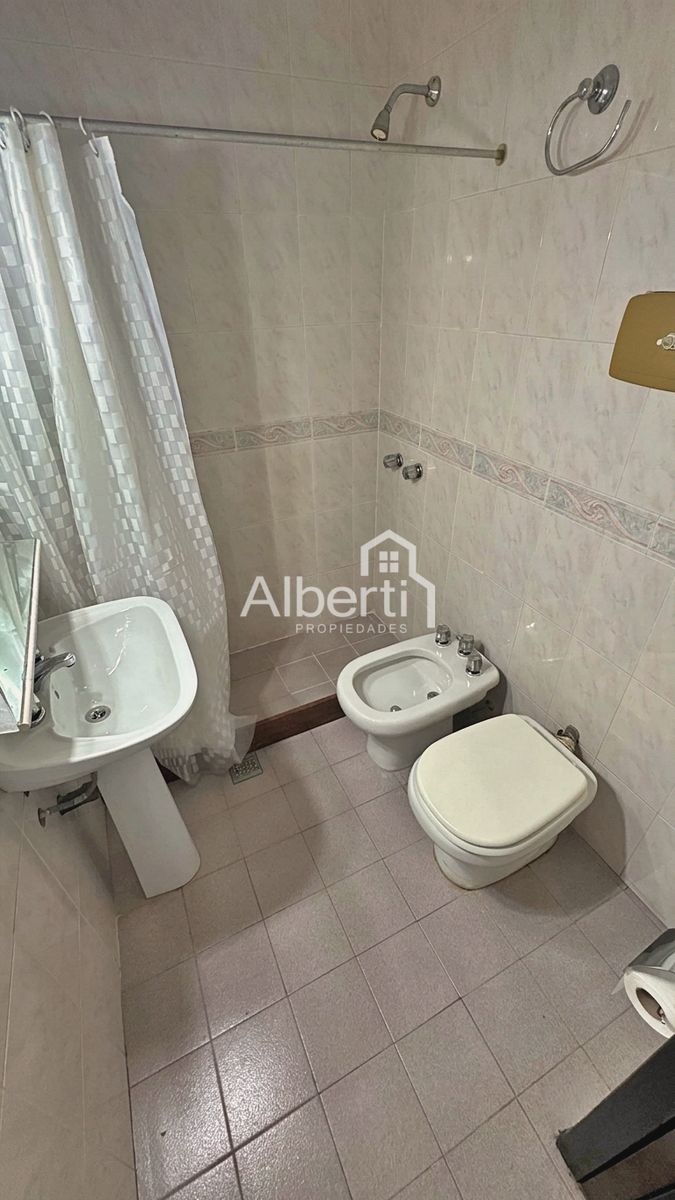 Ana Elena de Guerrieri 955 · Morón — foto 8