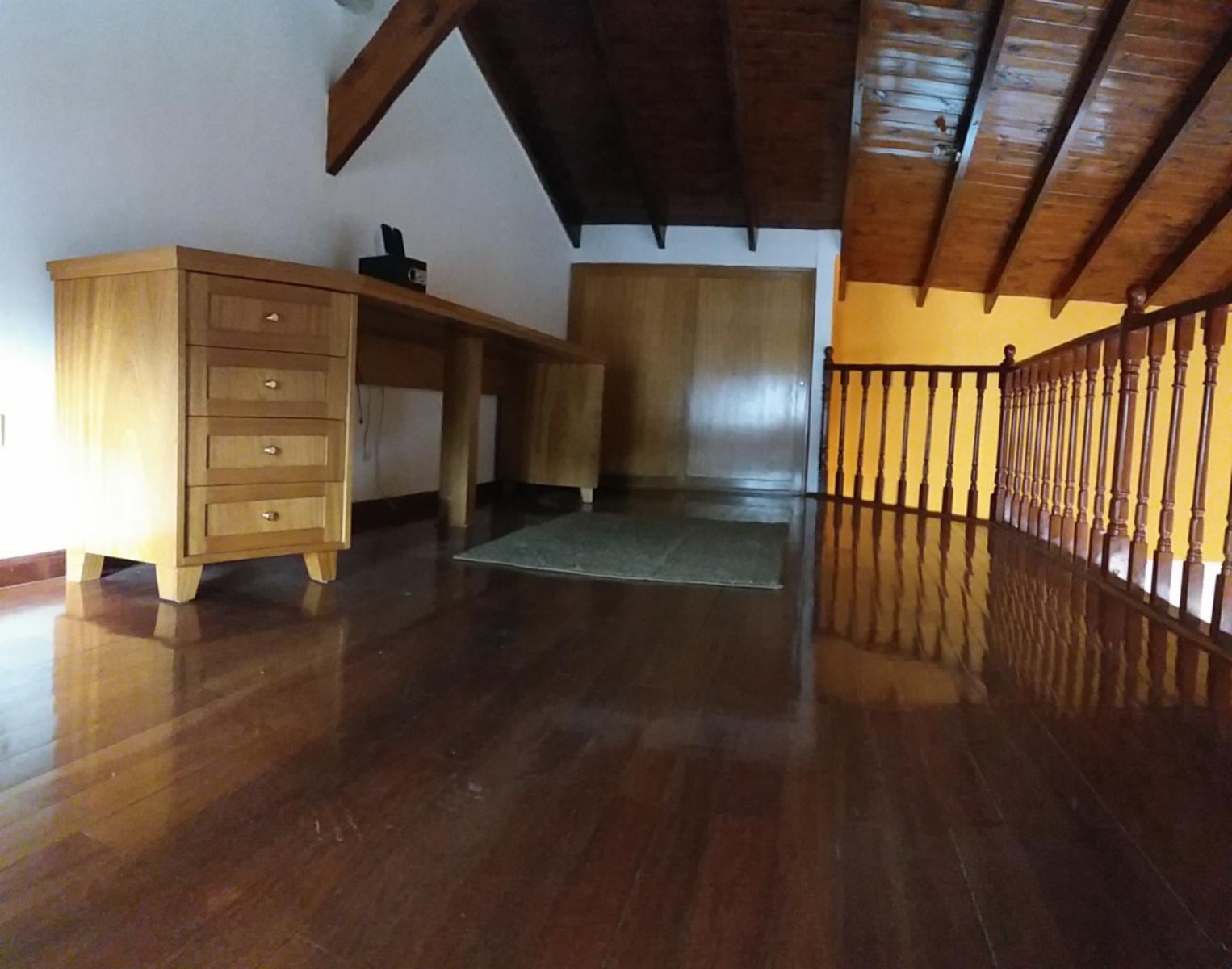 Aviador Lilienthal  2200 · Tres De Febrero — foto 15