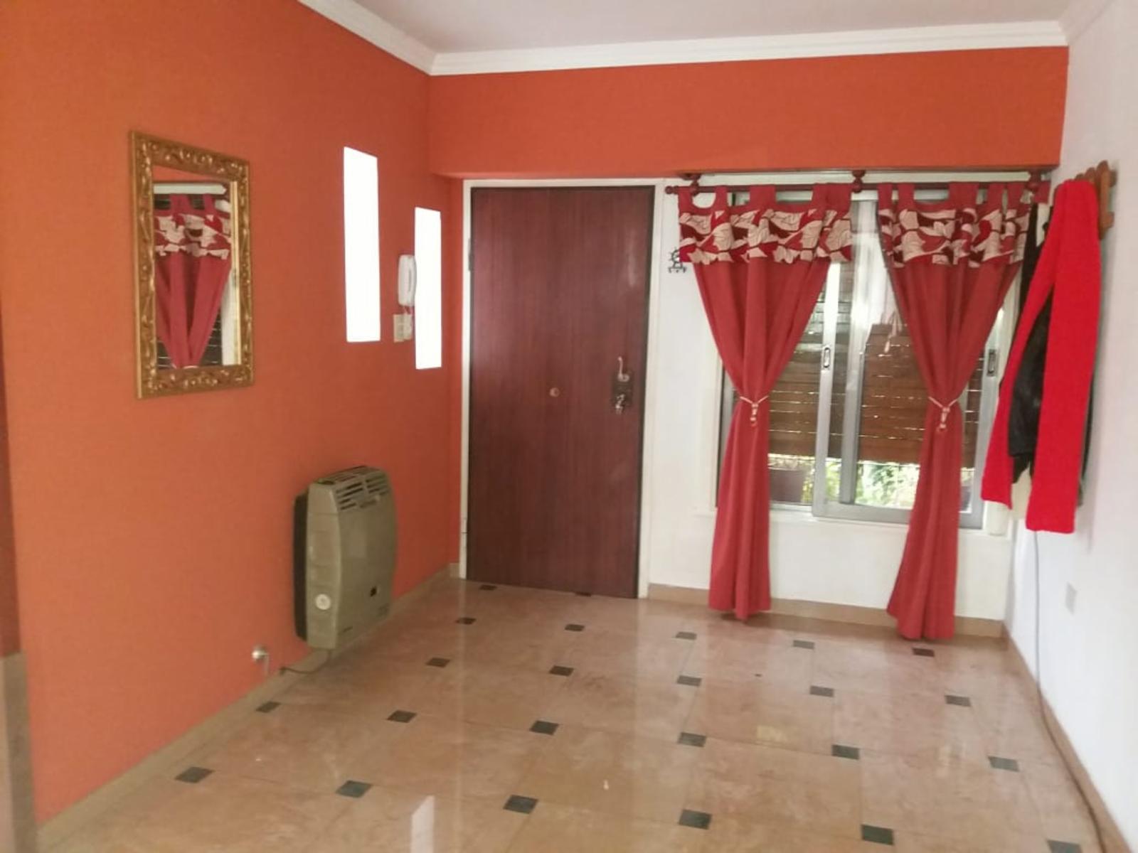 Aviador Lilienthal  2200 · Tres De Febrero — foto 17