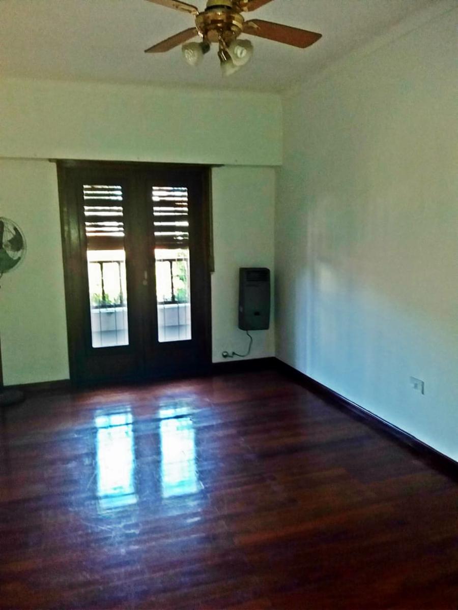 Aviador Lilienthal  2200 · Tres De Febrero — foto 36
