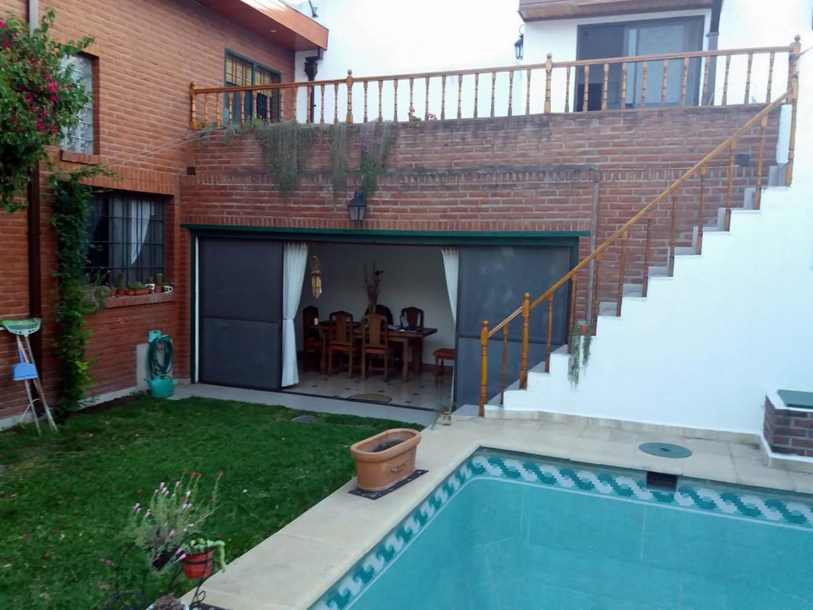 Aviador Lilienthal  2200 · Tres De Febrero — foto 38
