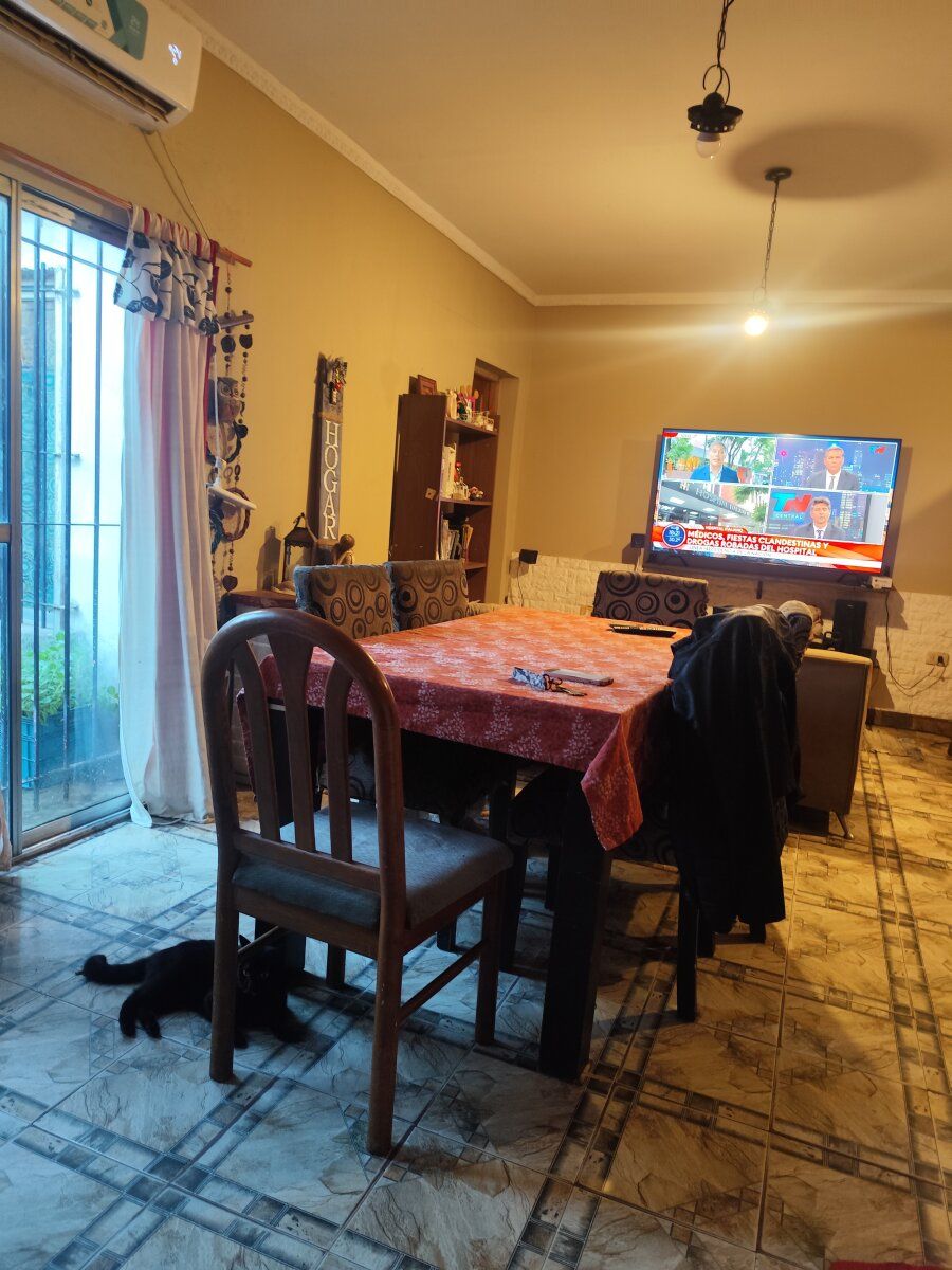 Mburucuyá 1460 · Morón — foto 3
