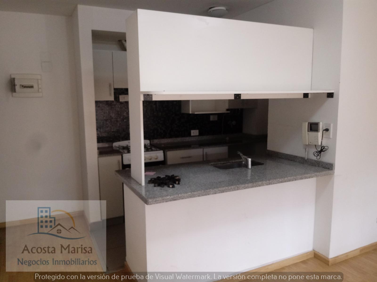 Alvear 355 / Lomas De Zamora / PLANTA BAJA C