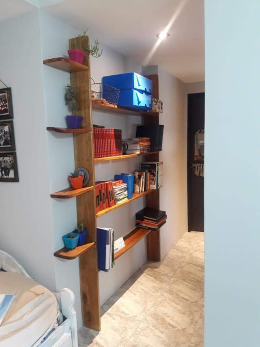 TUYUTI 2600 · Lanús — foto 17