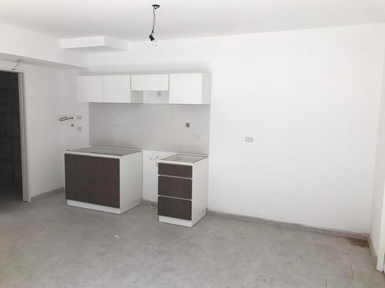 VENTA DEPARTAMENTOS DE DOS AMBIENTES AMPLIOS EN MORON. ENTREGA YA U$S 49900