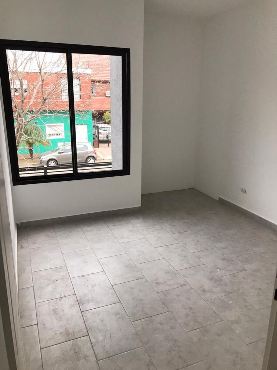 HUMAITA 600 · Morón — foto 4