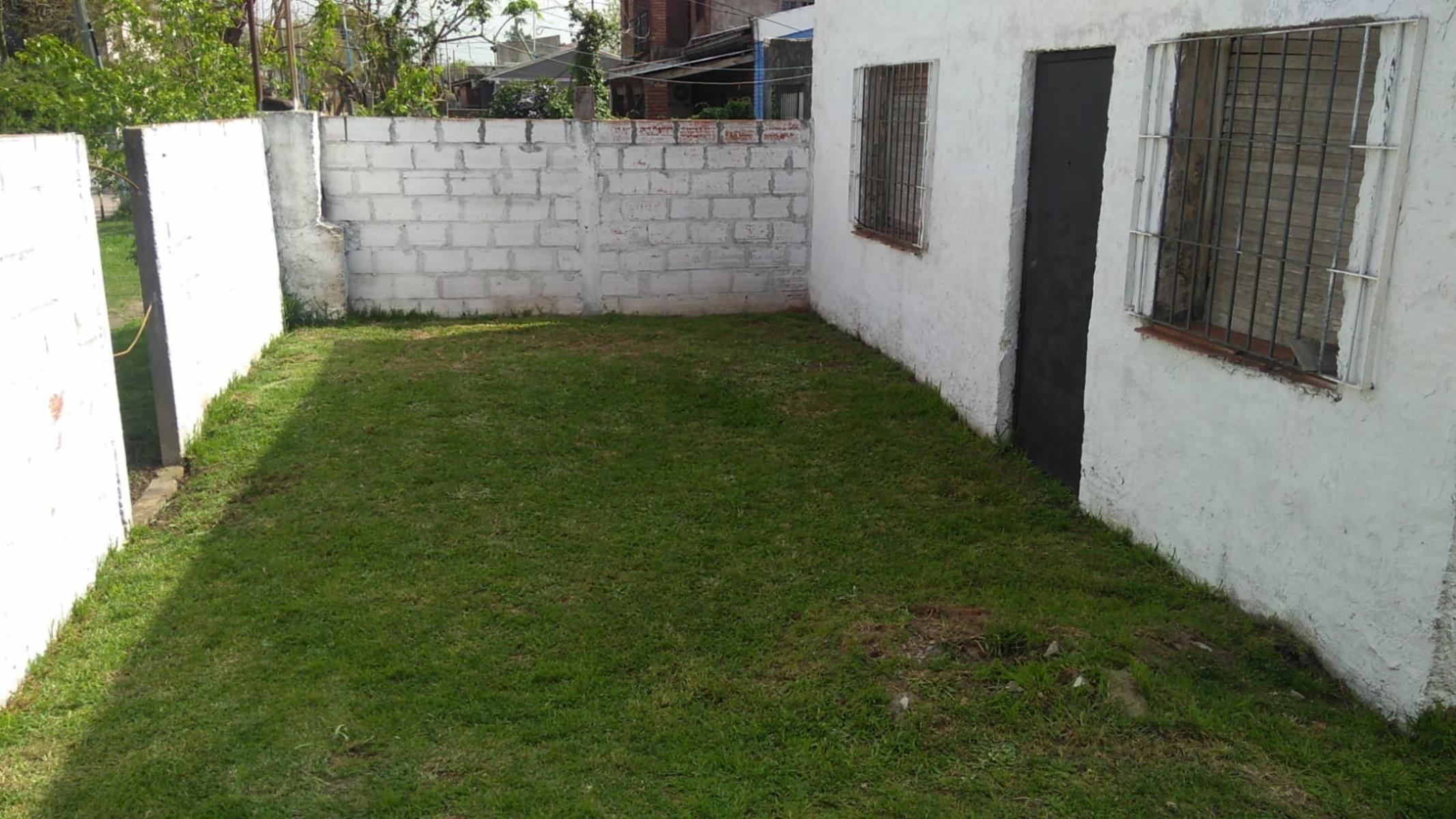 SARMIENTO N°268 · Escobar — foto 4
