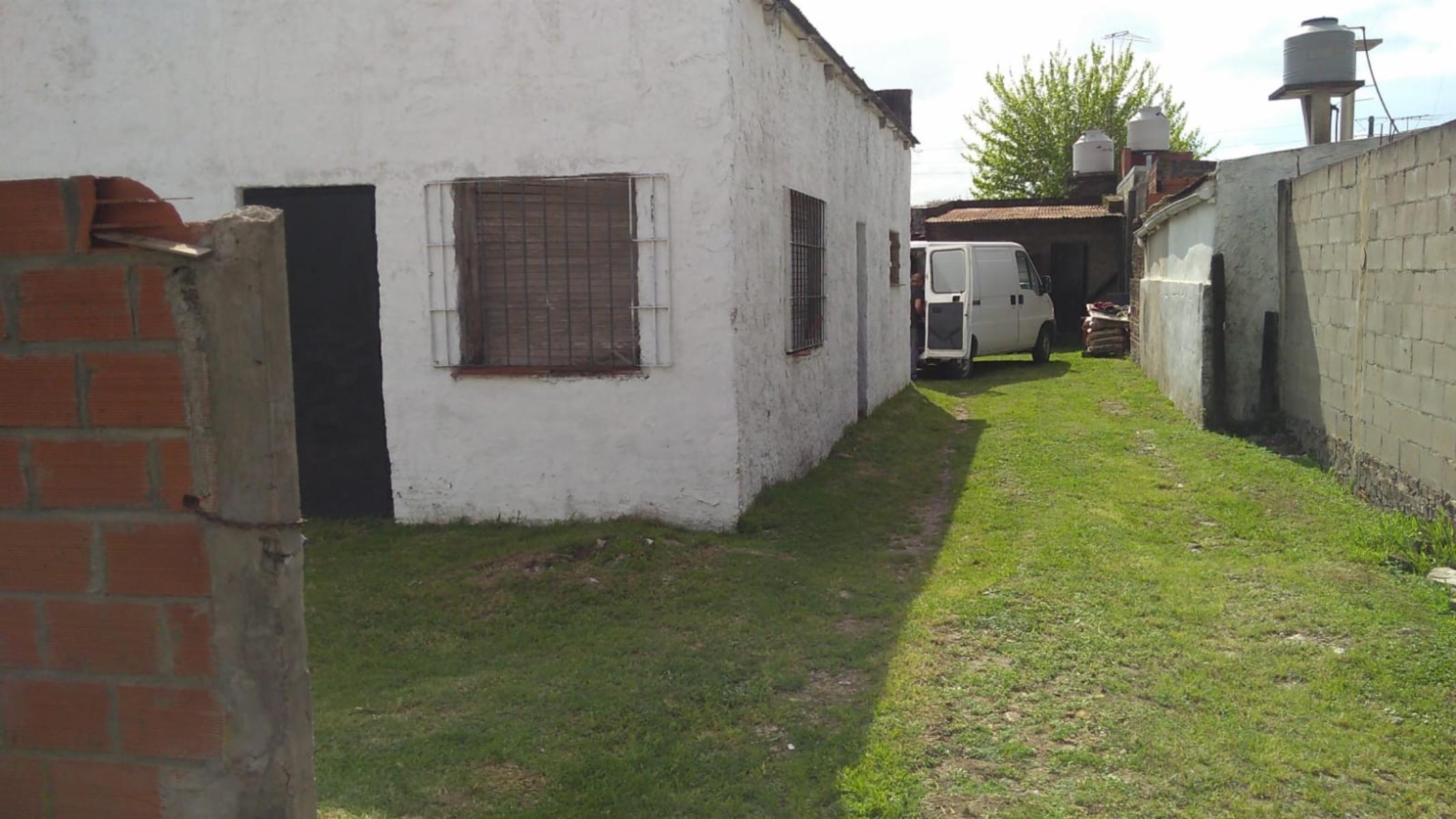 SARMIENTO N°268 · Escobar — foto 6