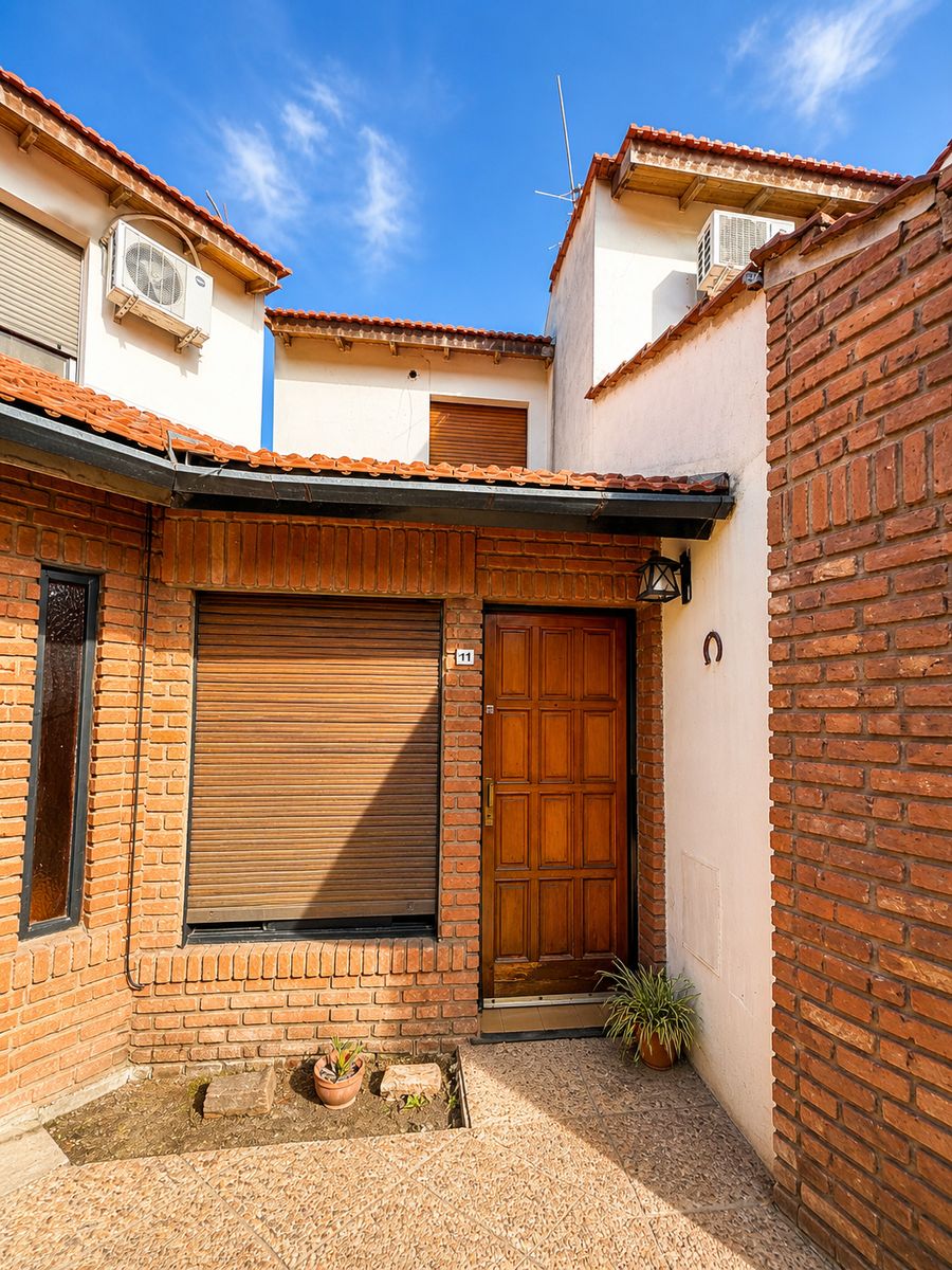 Venta duplex 2 ambientes Villa Luzuriaga